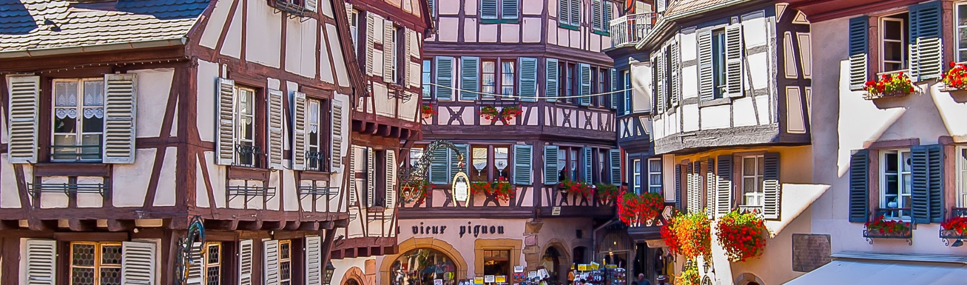 Maisons à colombages colorées en Alsace